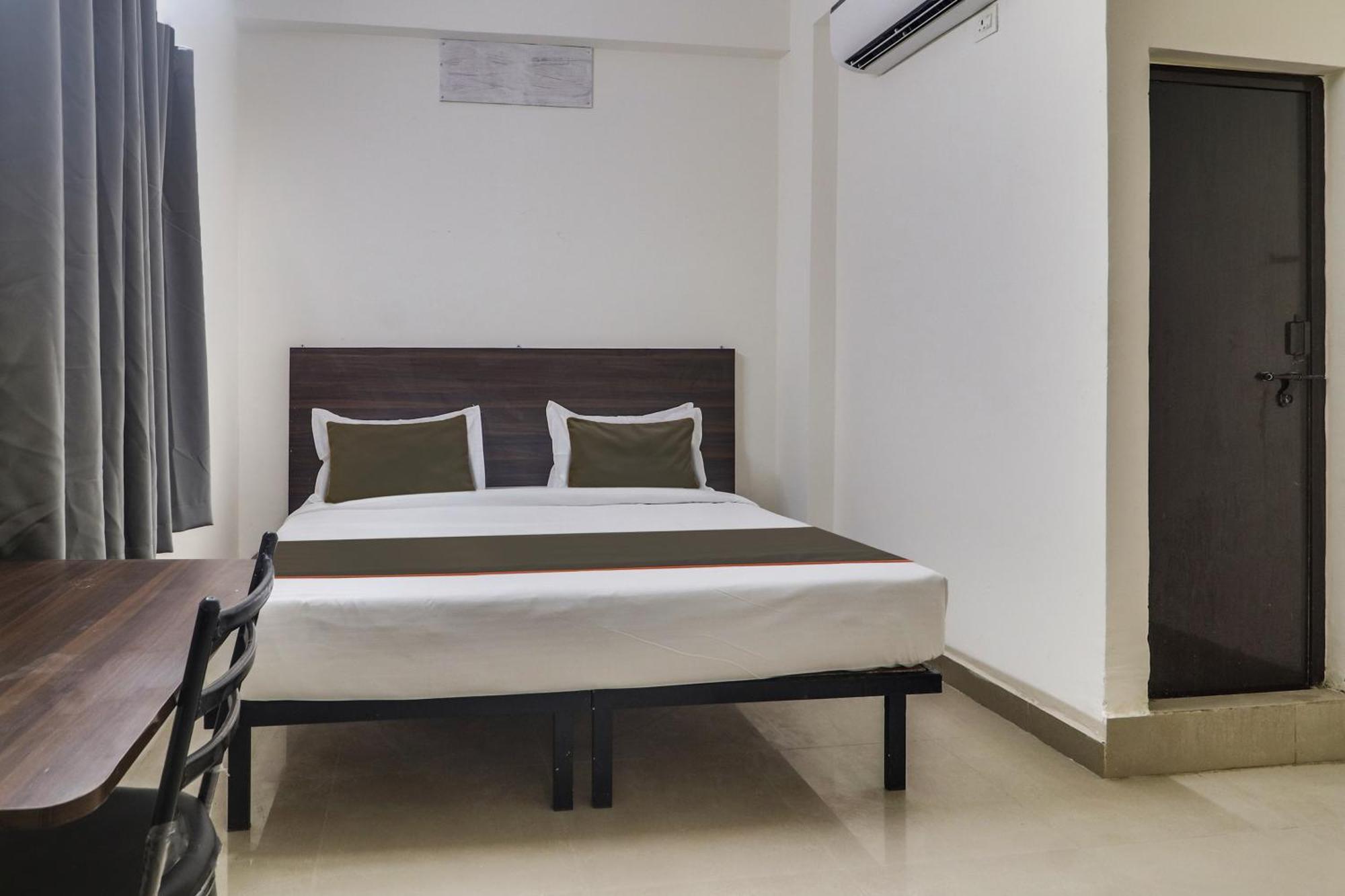 Collection O Sbr Kondapur Near Rto Office Hotel Hyderabad Exterior photo