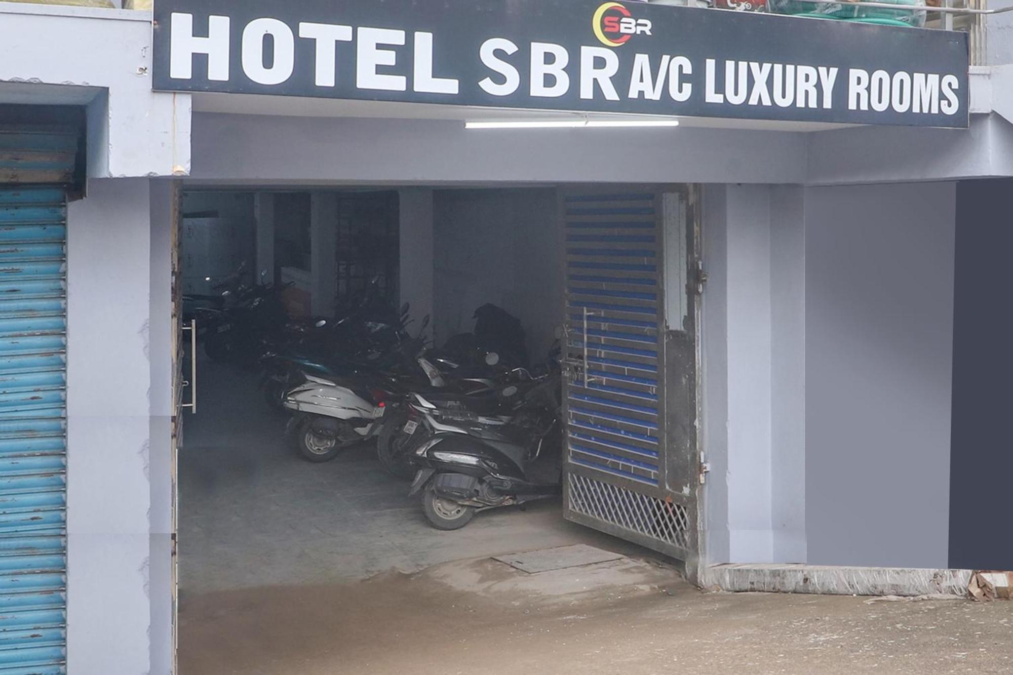 Collection O Sbr Kondapur Near Rto Office Hotel Hyderabad Exterior photo