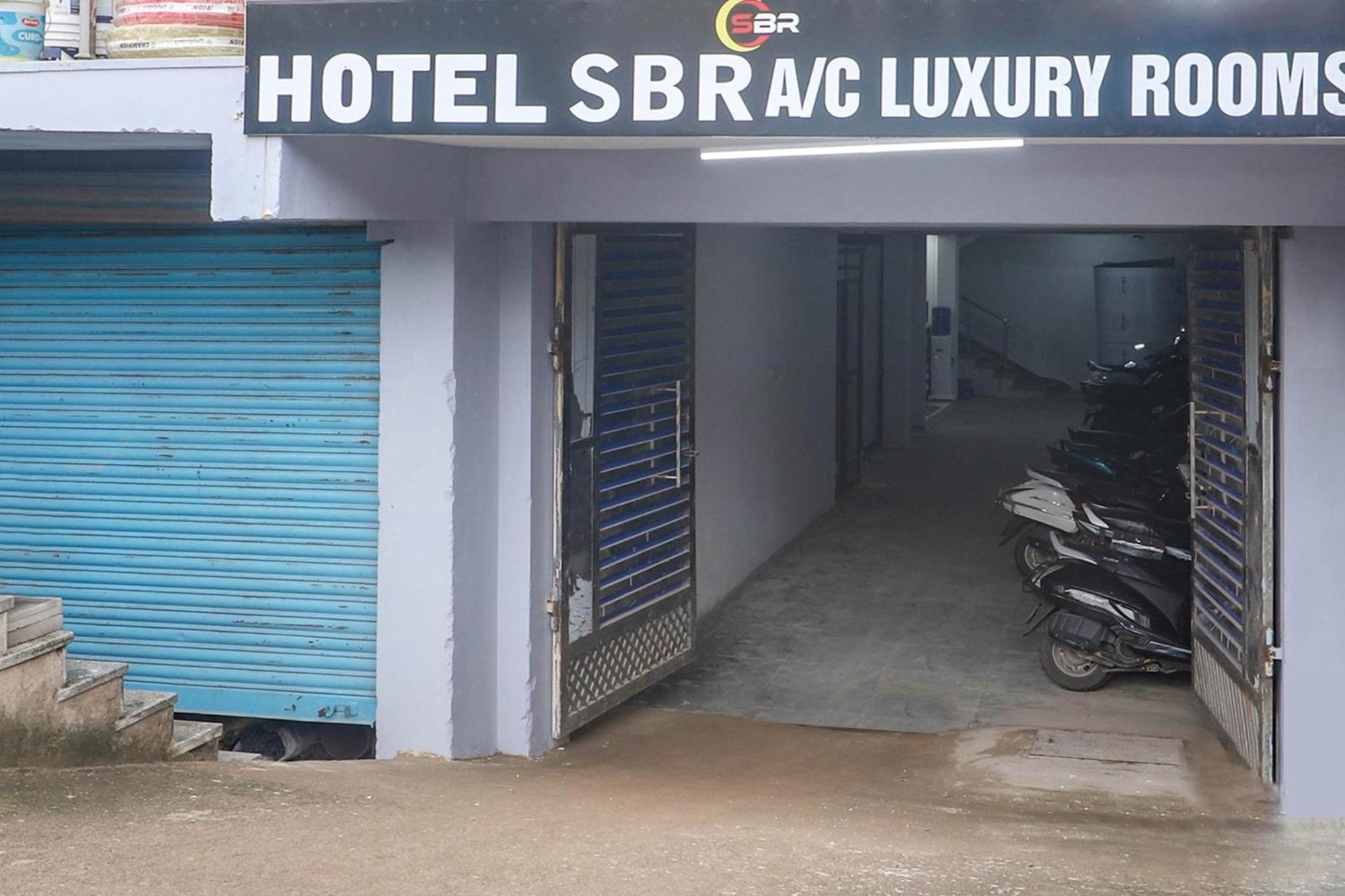 Collection O Sbr Kondapur Near Rto Office Hotel Hyderabad Exterior photo
